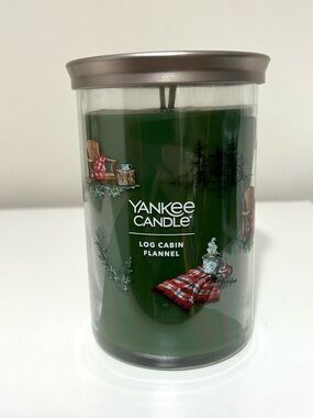 New Yankee Candle, Log Cabin Flannel, 20 ounces